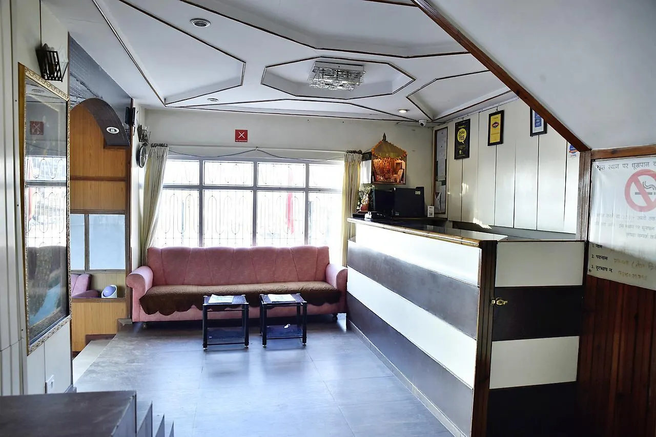 שימלה Oyo 8917 Hotel Crystal Palace